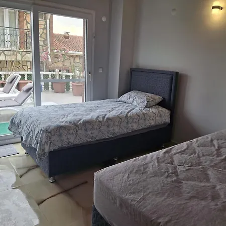 Villa Tas Ev *